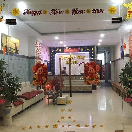 Khach San Flower Sky Нячанг Екстер'єр фото